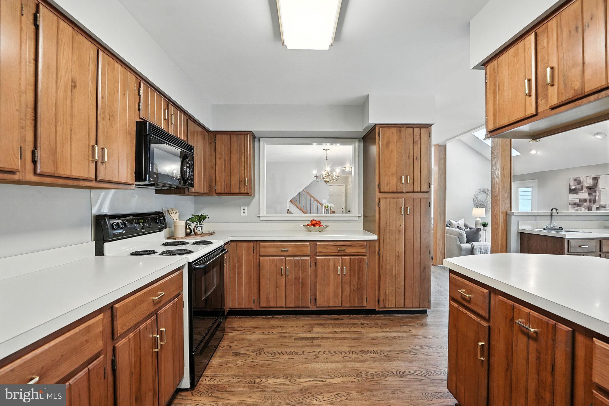 2907 Elmtop Ct