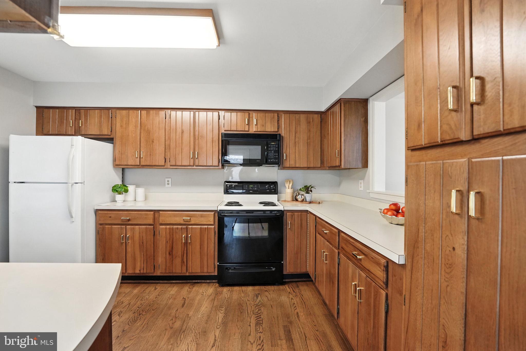 2907 Elmtop Ct