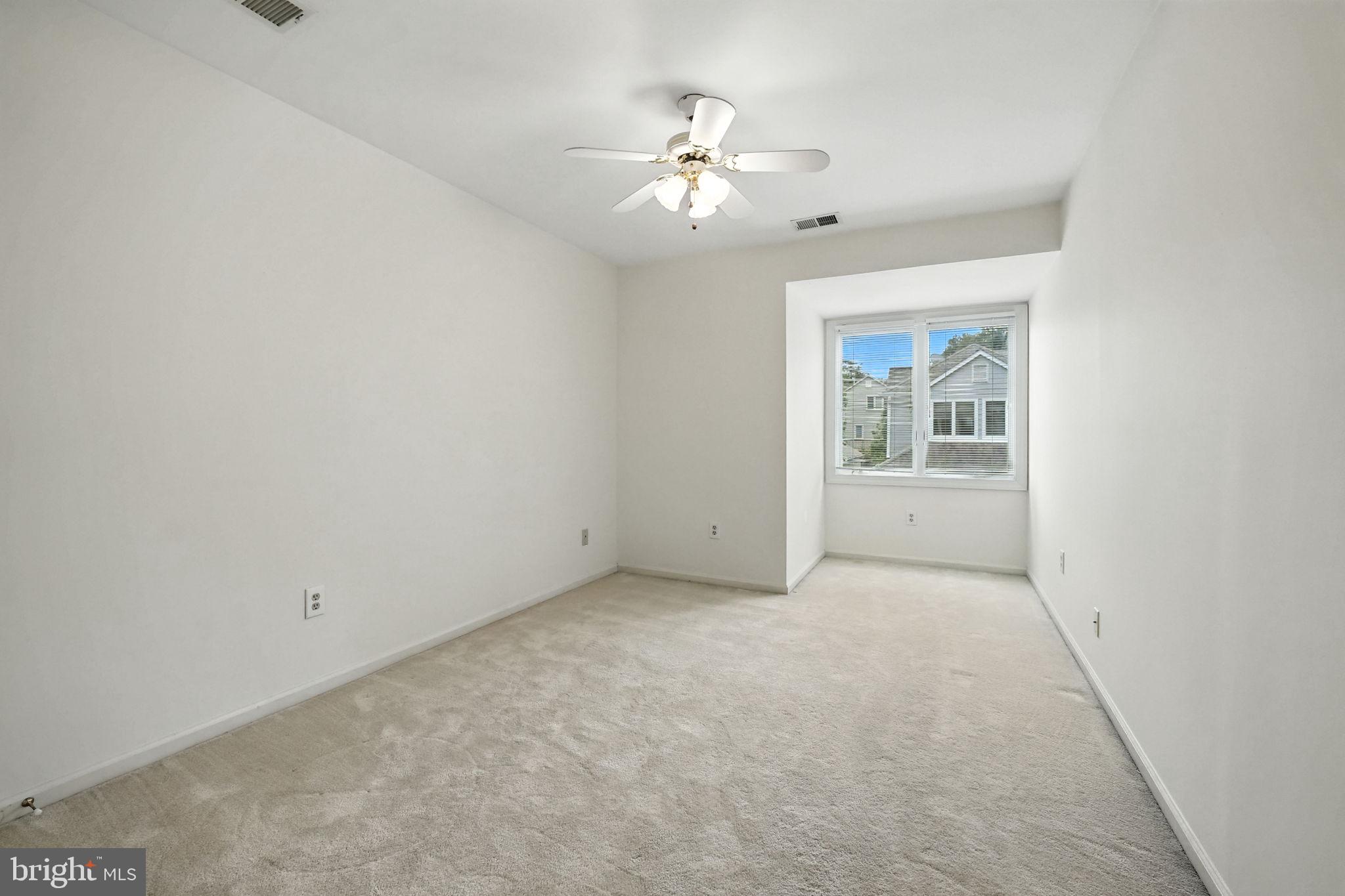 2907 Elmtop Ct