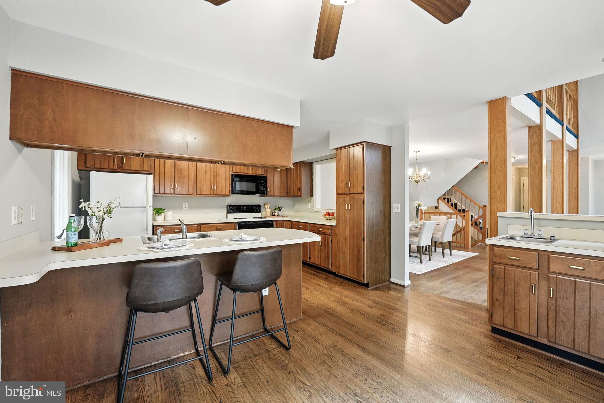2907 Elmtop Ct