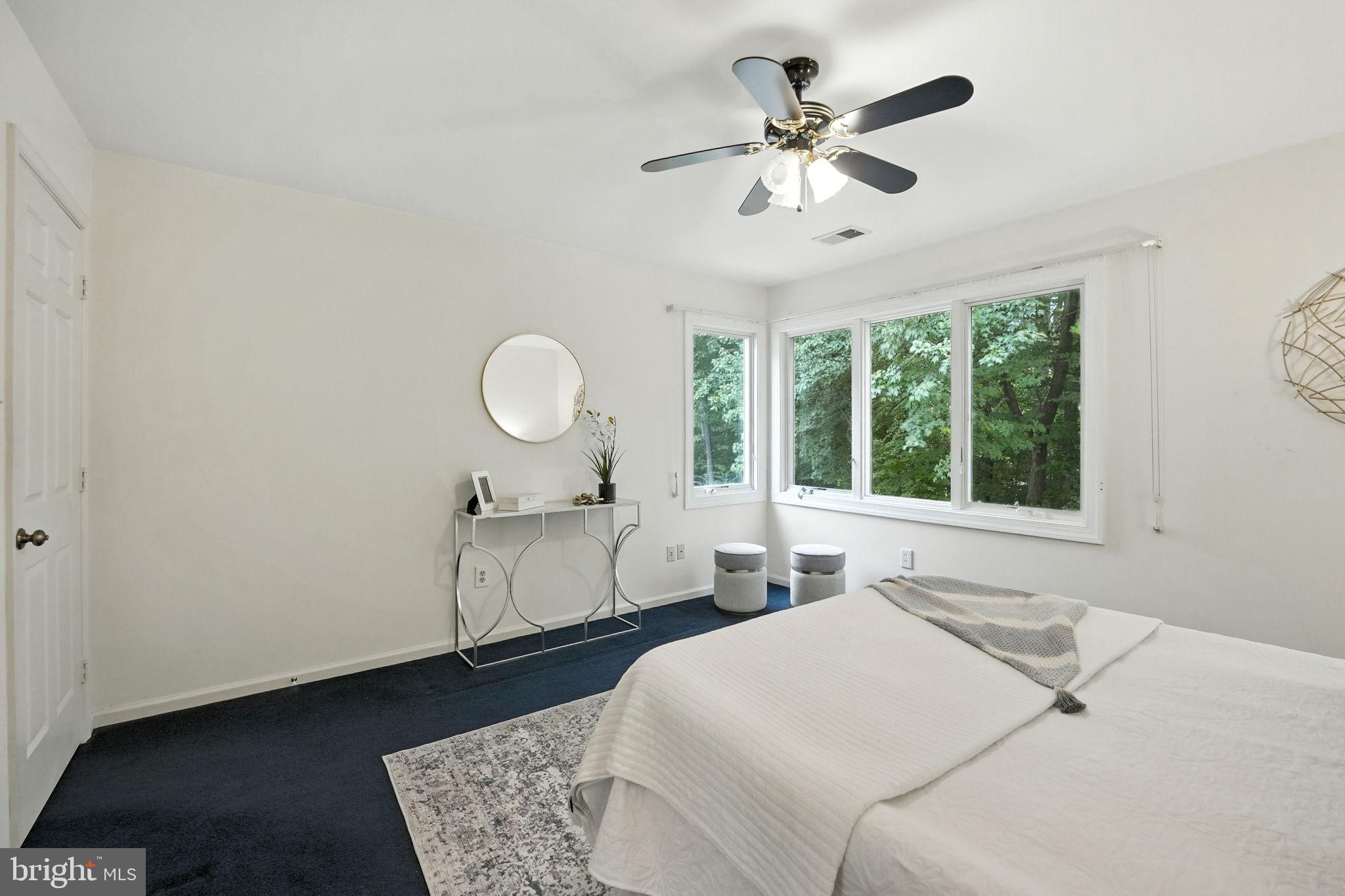 2907 Elmtop Ct
