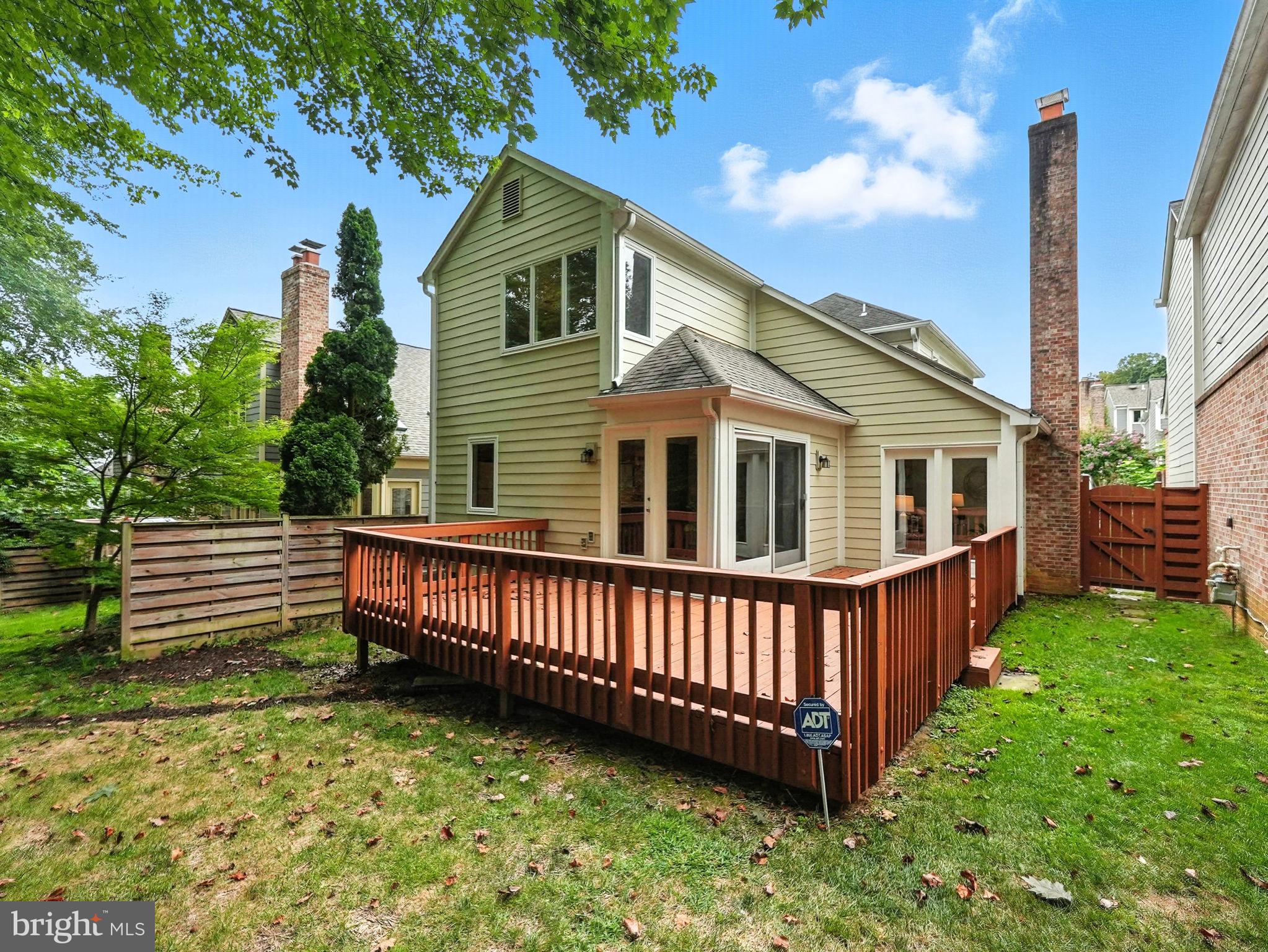 2907 Elmtop Ct