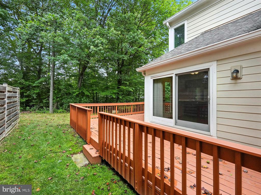 2907 Elmtop Ct