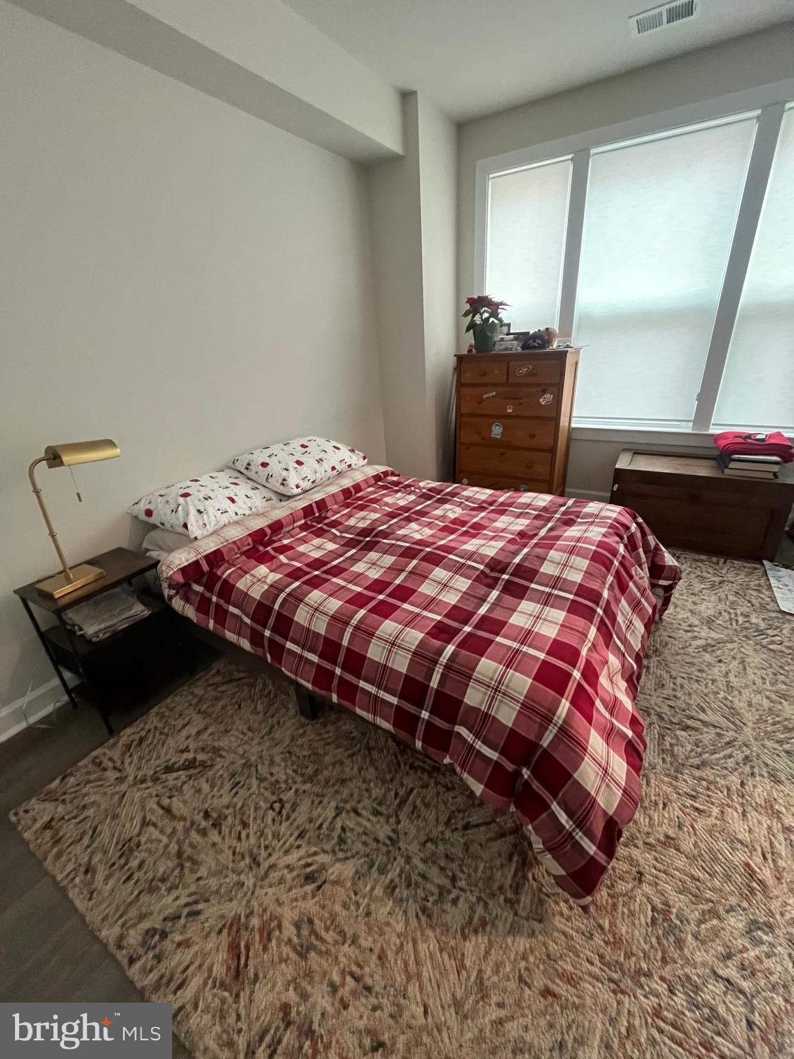 209 MARKET SQUARE NW 17