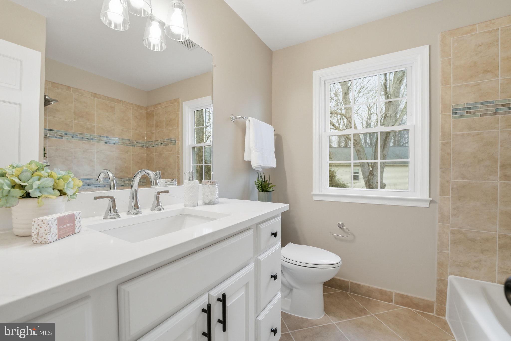 9438 WALLINGFORD DRIVE