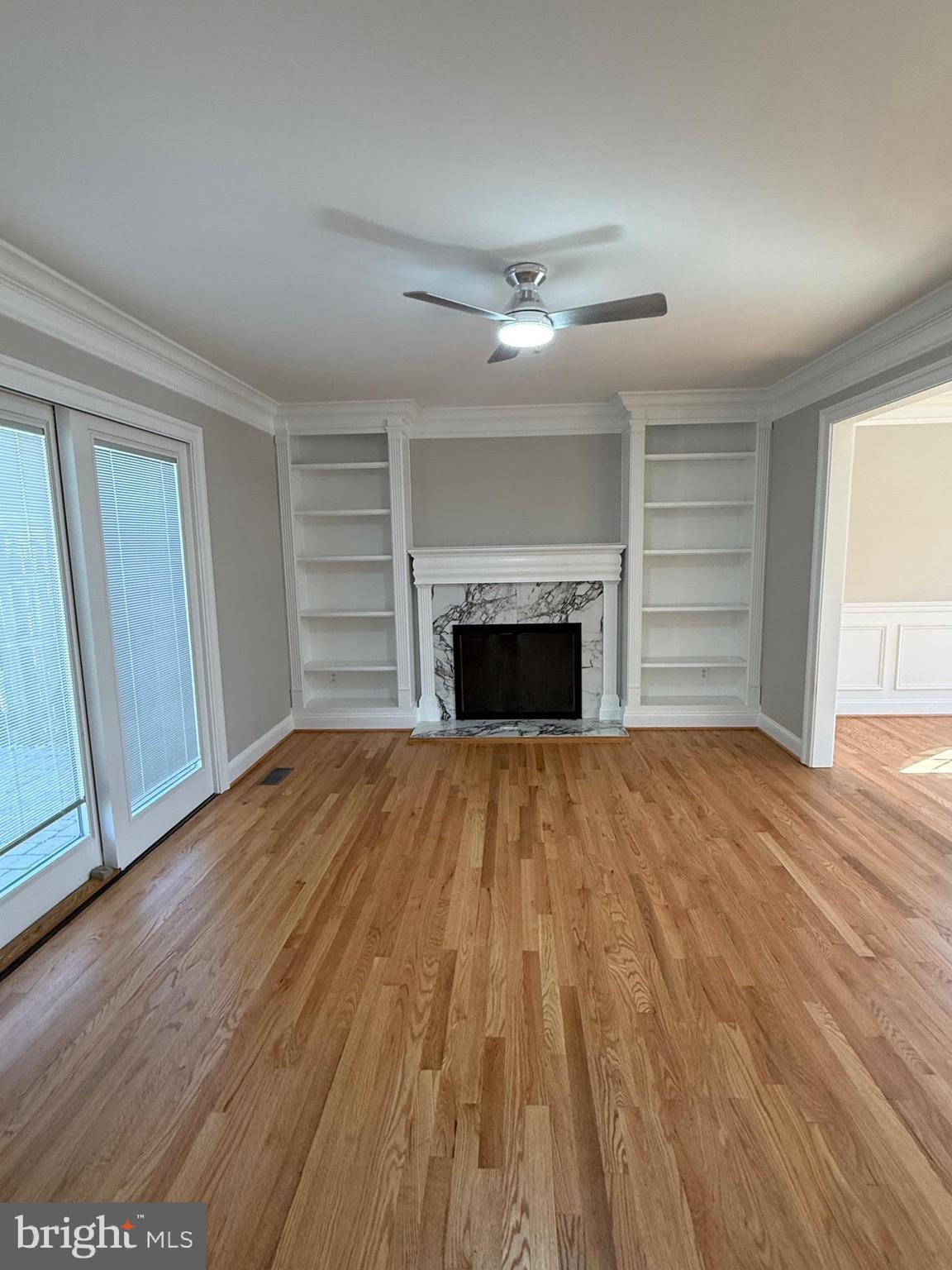 9438 WALLINGFORD DRIVE