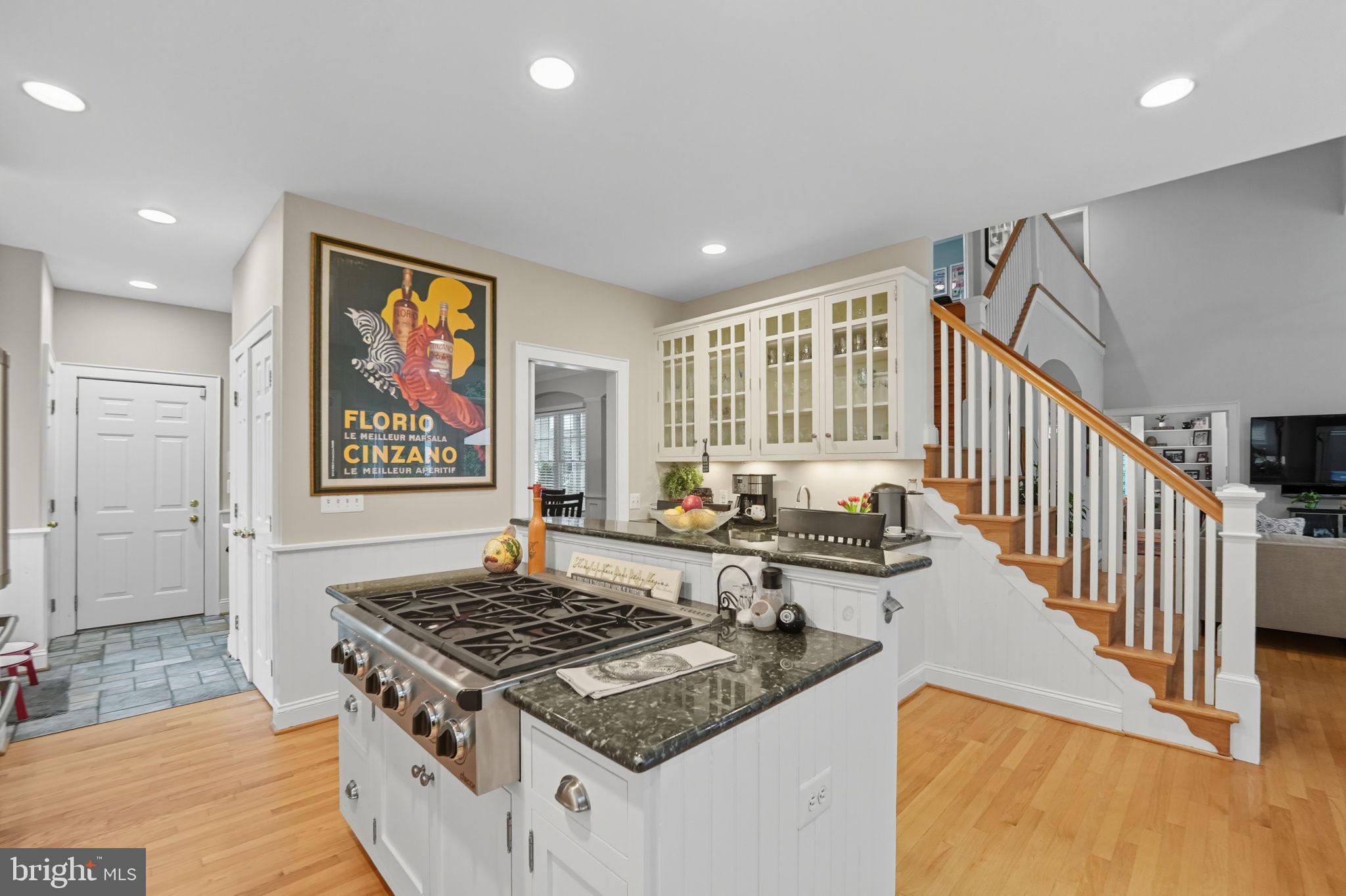 201 PRESCOTT CIRCLE SE