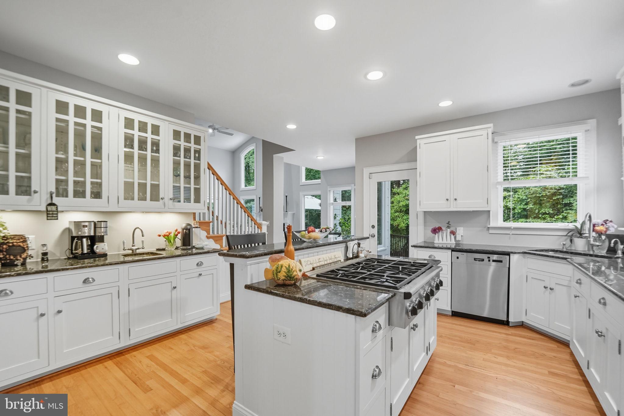 201 PRESCOTT CIRCLE SE