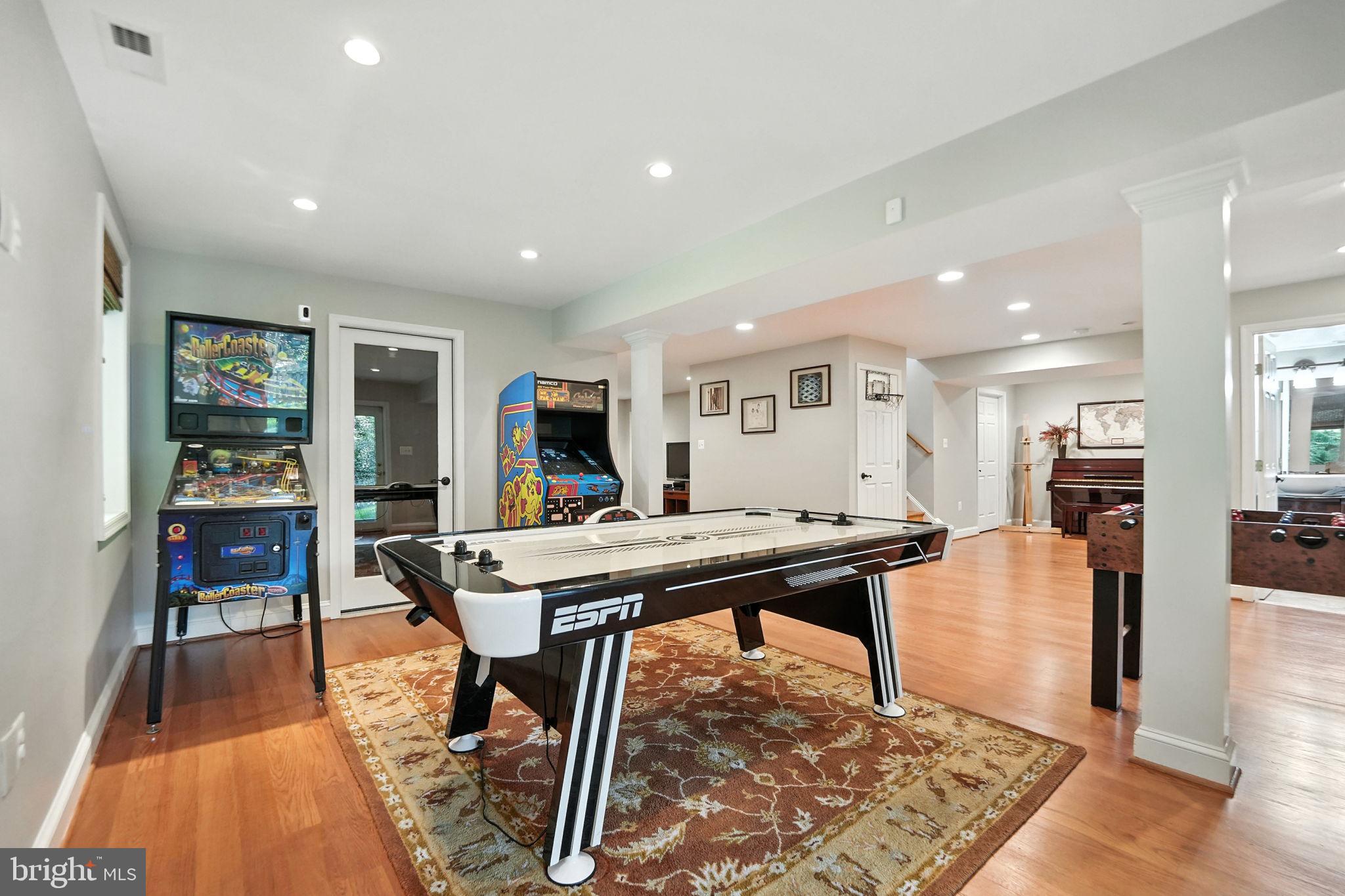 201 PRESCOTT CIRCLE SE