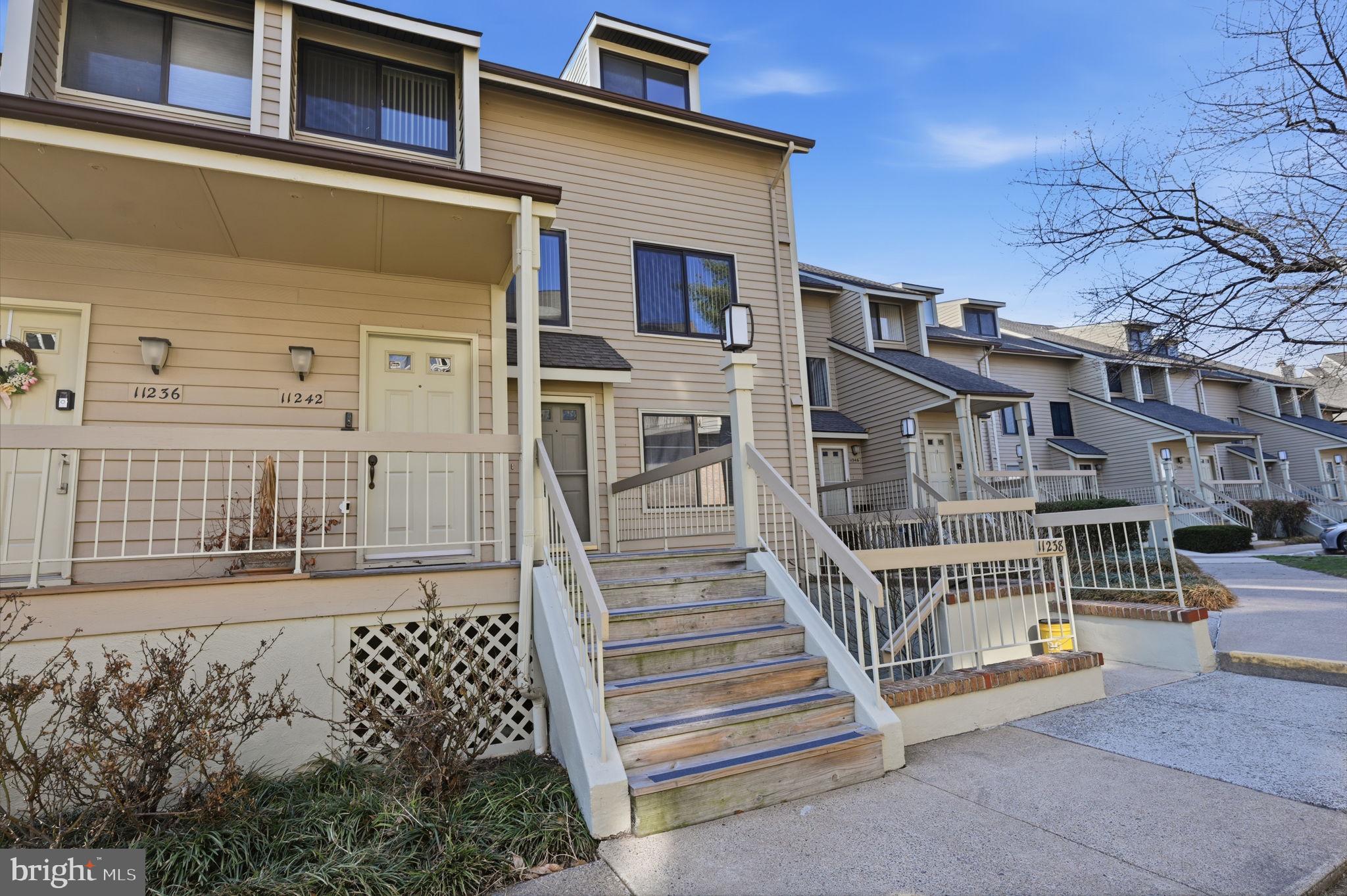 11240 HARBOR COURT 11240