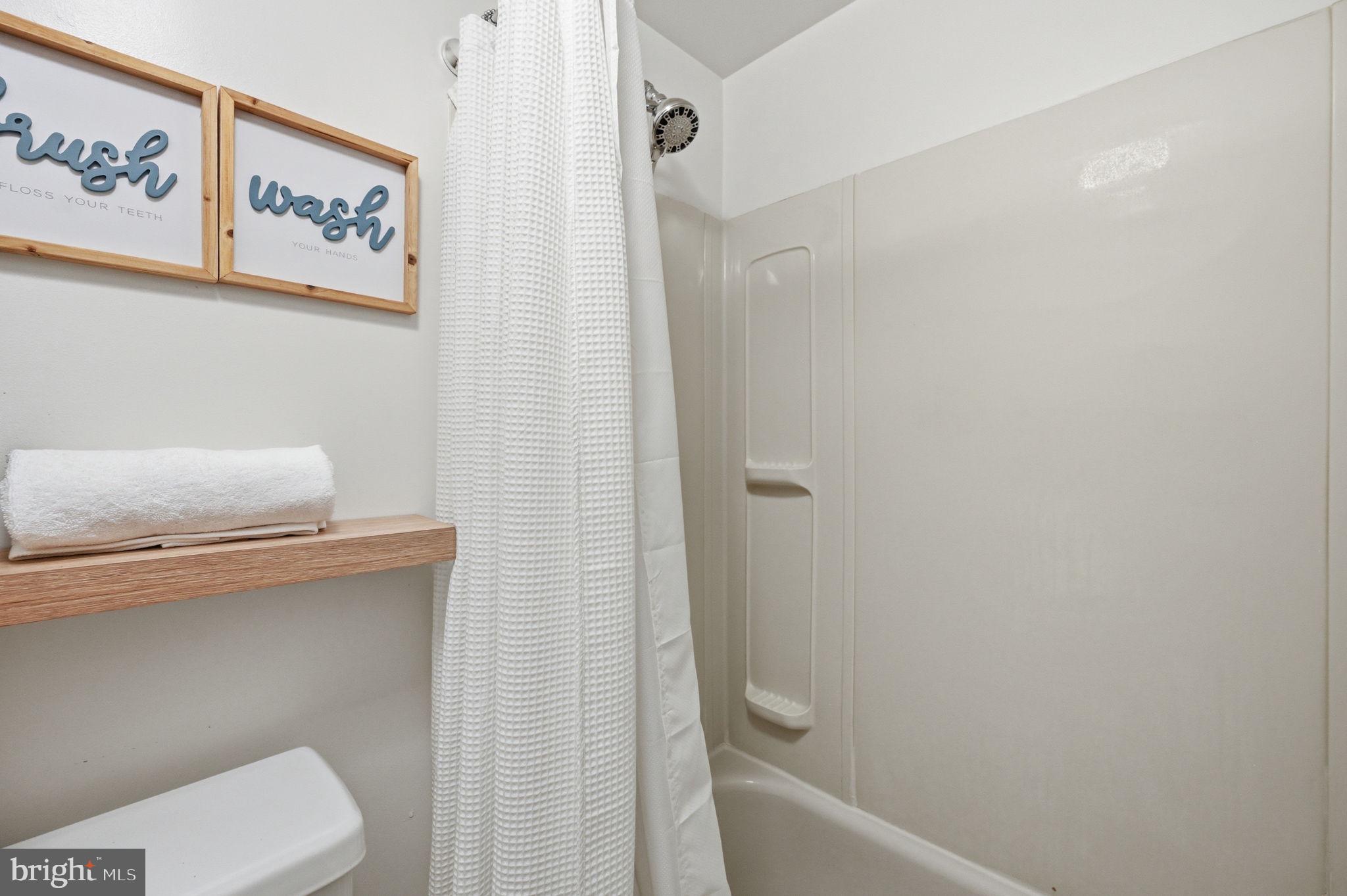 11240 HARBOR COURT 11240