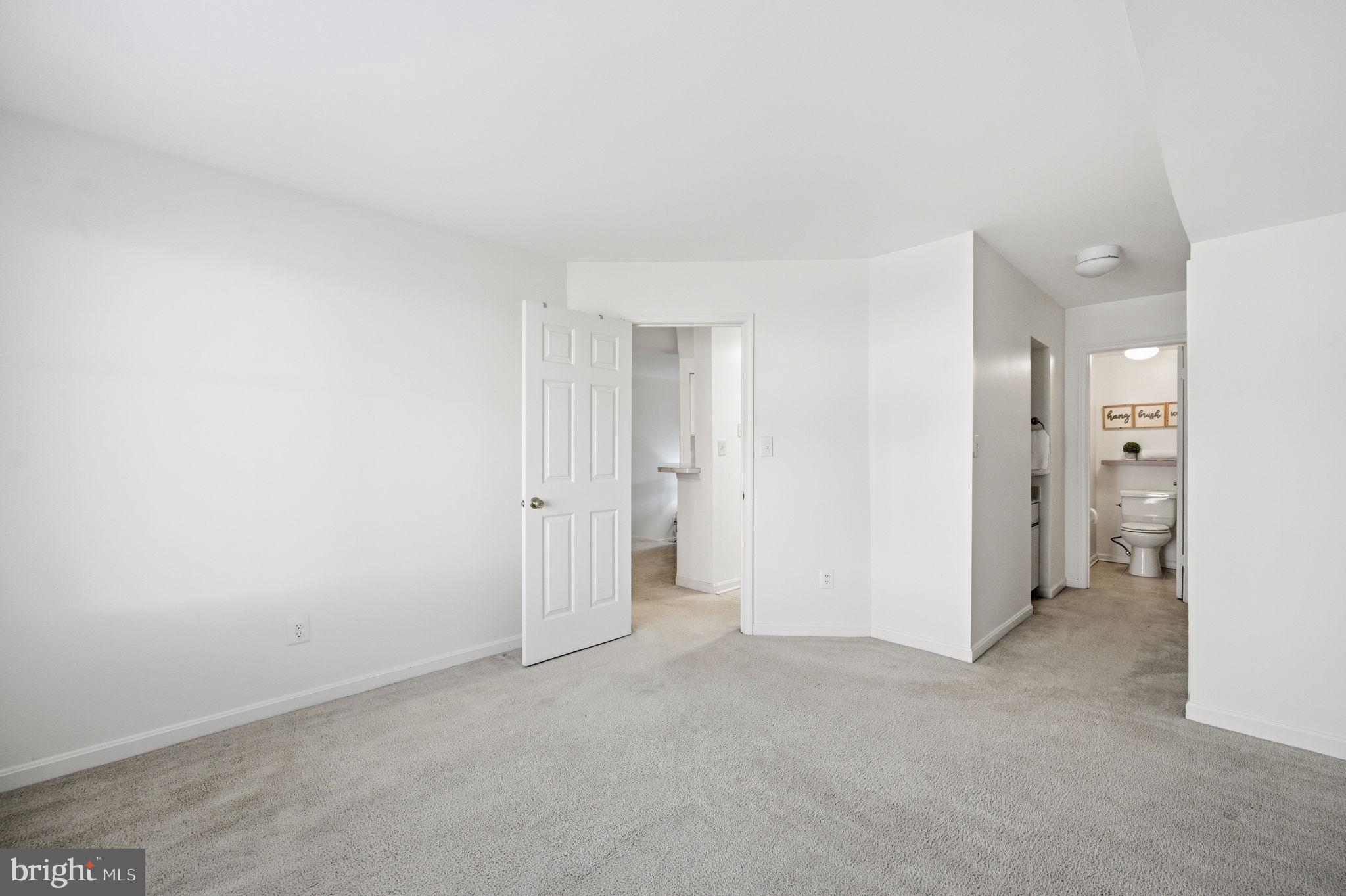 11240 HARBOR COURT 11240