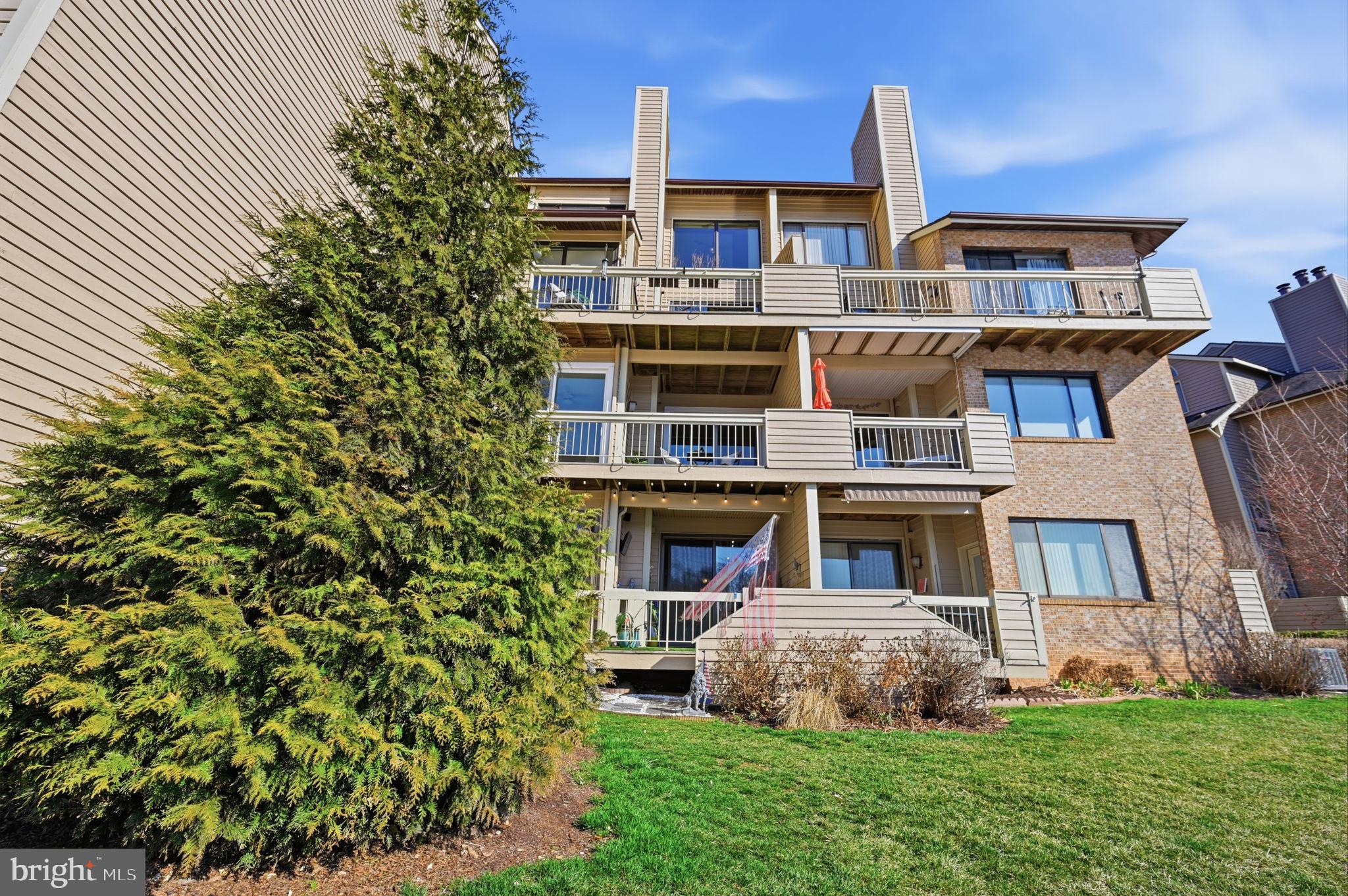 11240 HARBOR COURT 11240