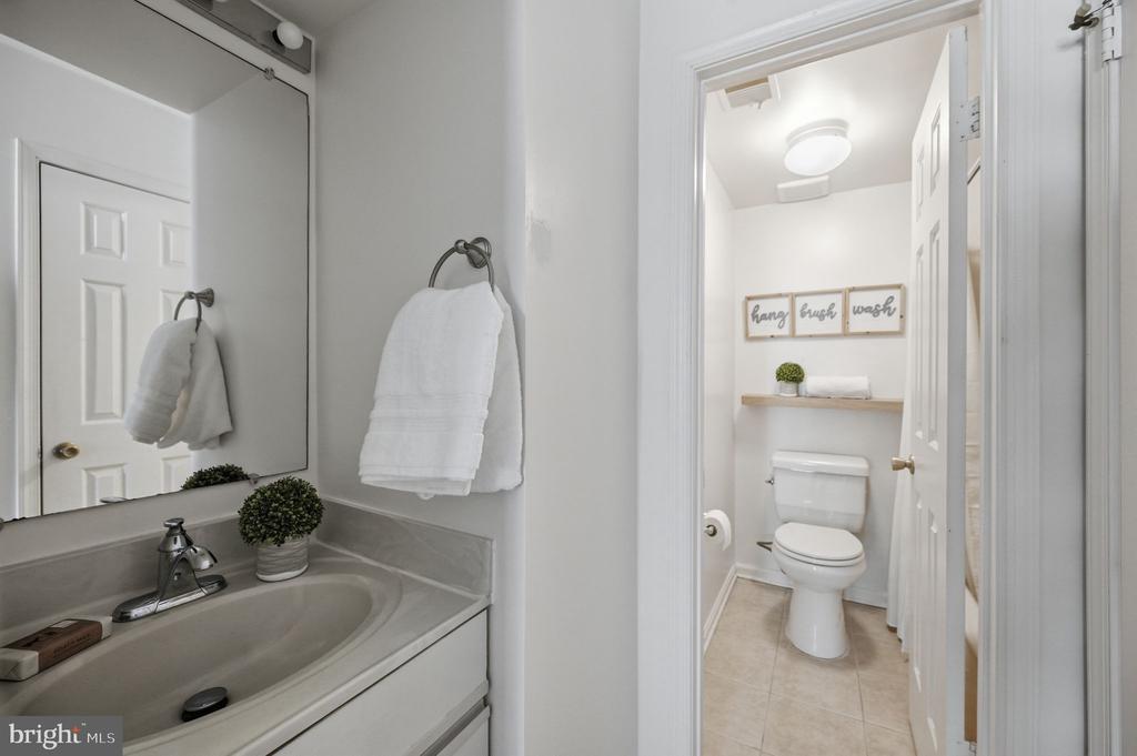 11240 HARBOR COURT 11240
