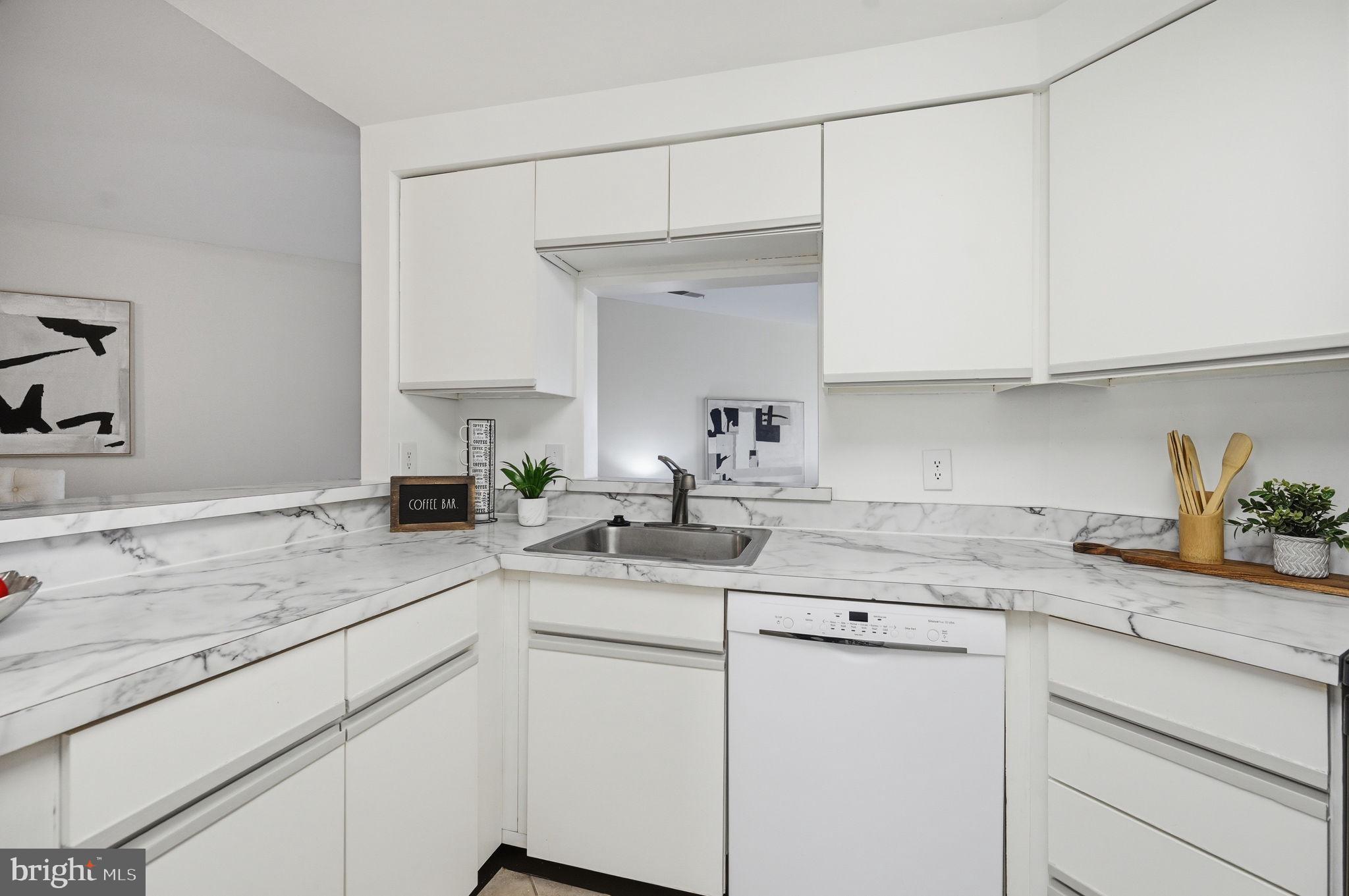 11240 HARBOR COURT 11240