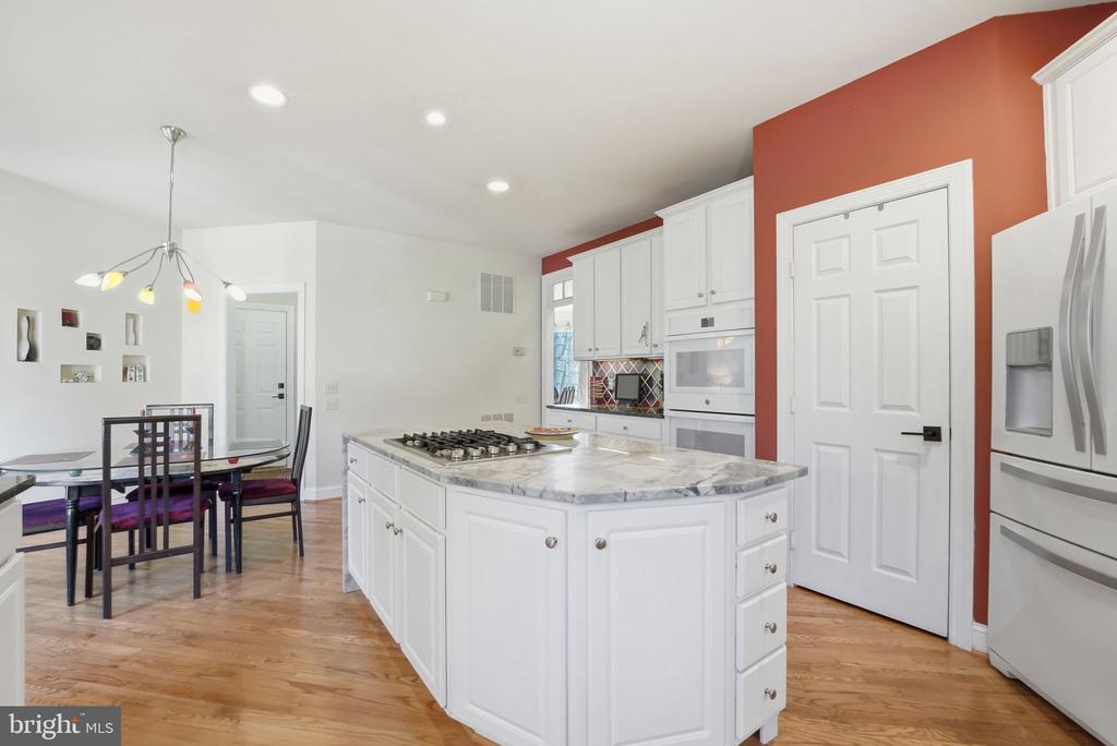 2707 PIONEER LANE