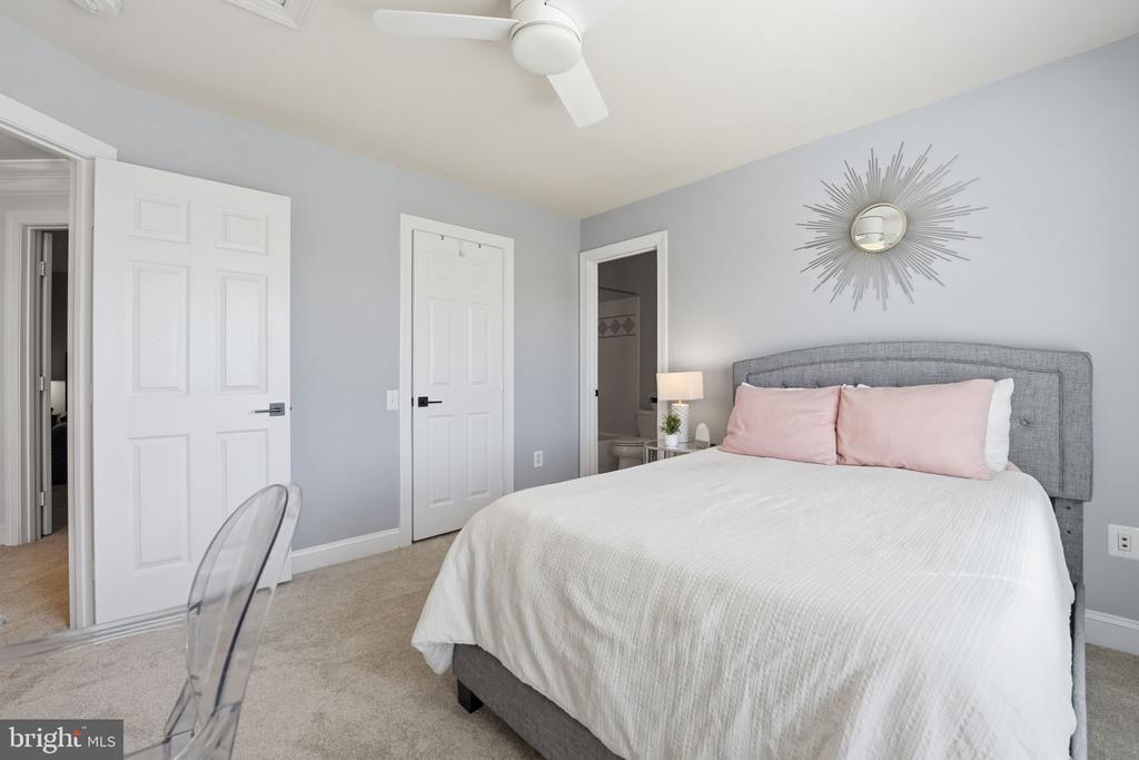 2707 PIONEER LANE