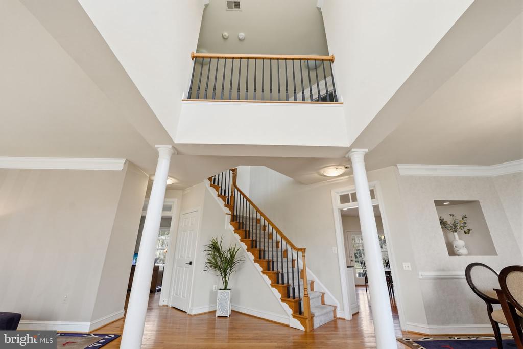 2707 PIONEER LANE