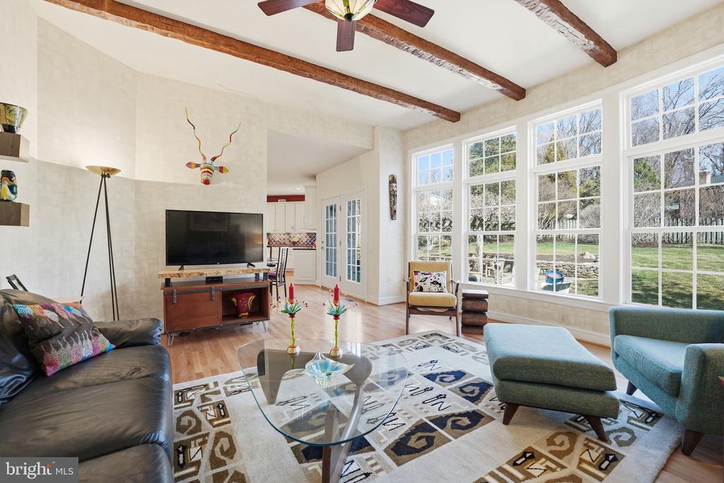 2707 PIONEER LANE