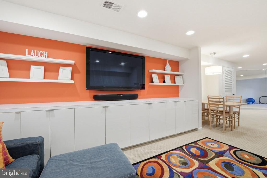 2707 PIONEER LANE