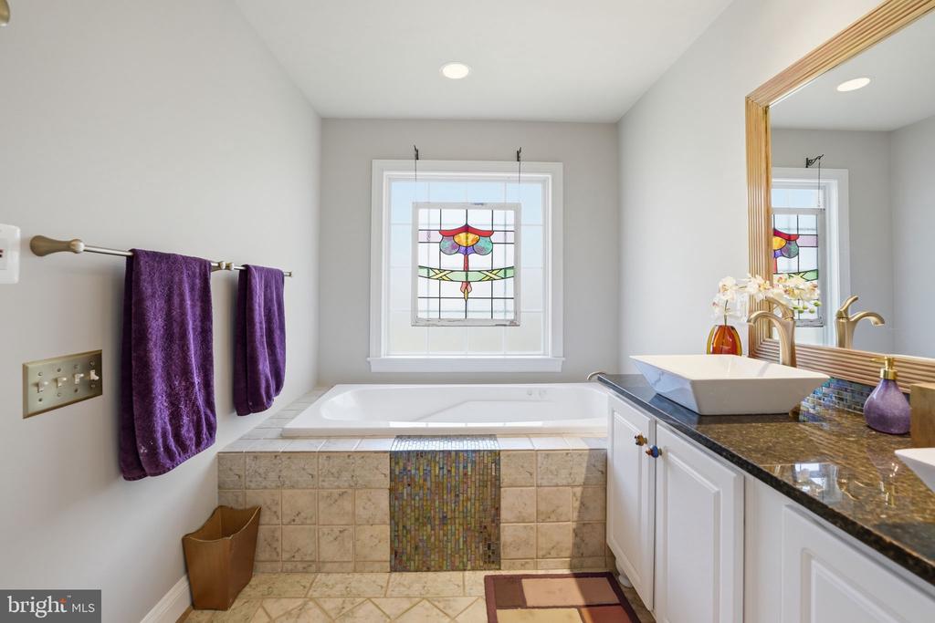 2707 PIONEER LANE