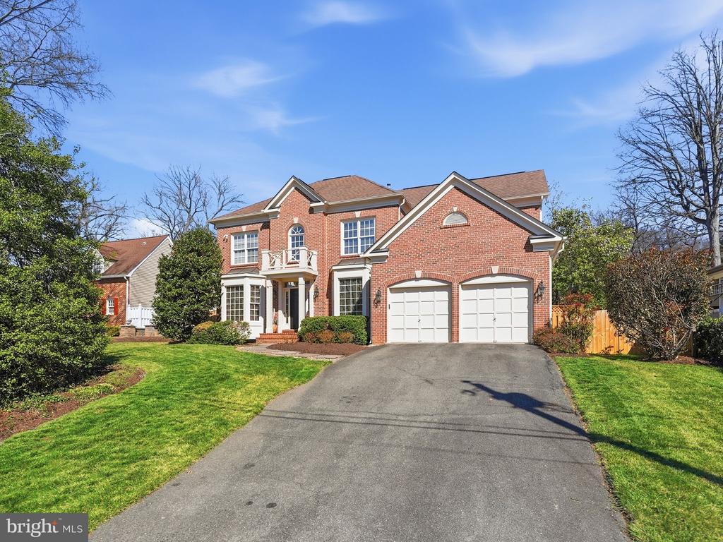 2707 PIONEER LANE