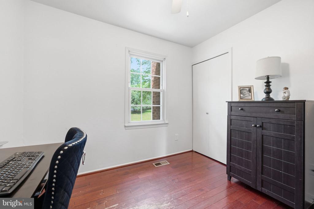 8260 GETTY COURT