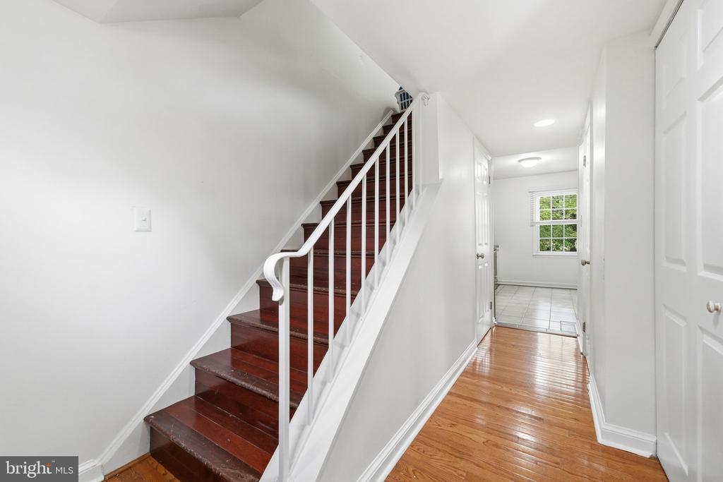 8260 GETTY COURT