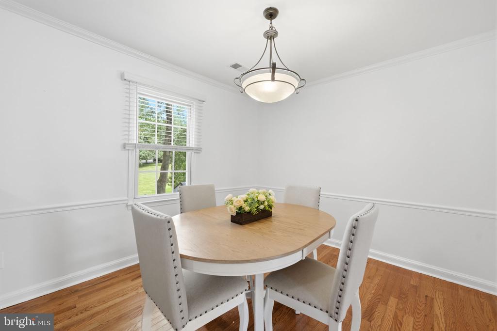 8260 GETTY COURT