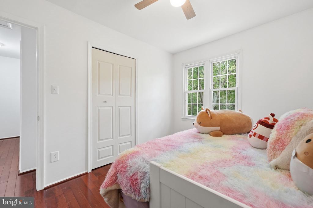 8260 GETTY COURT