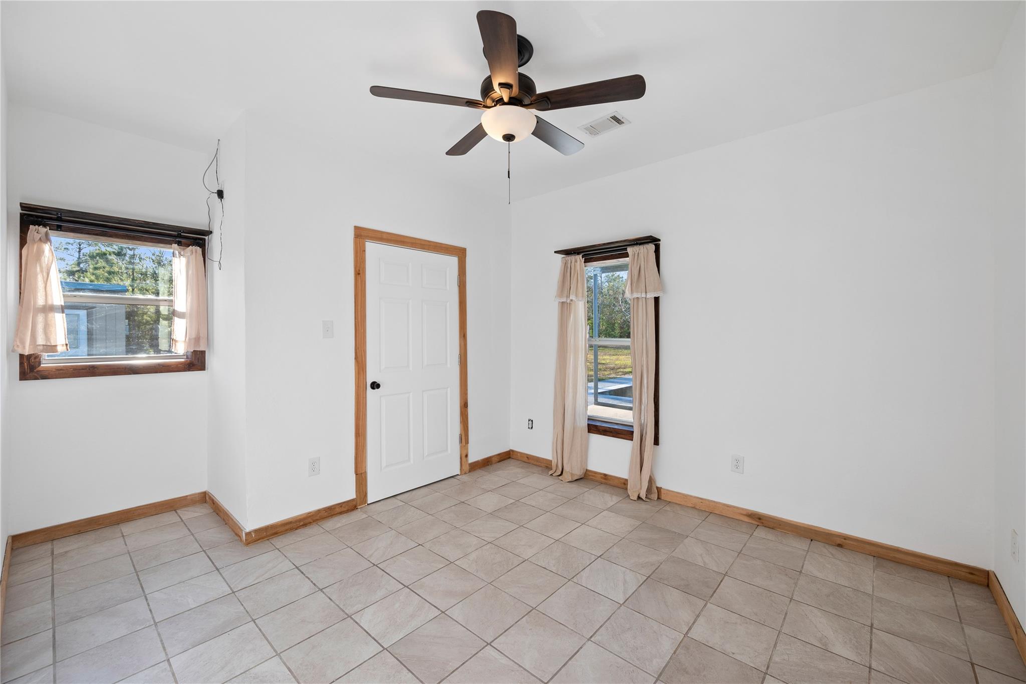 1193 Felix Currie Road
