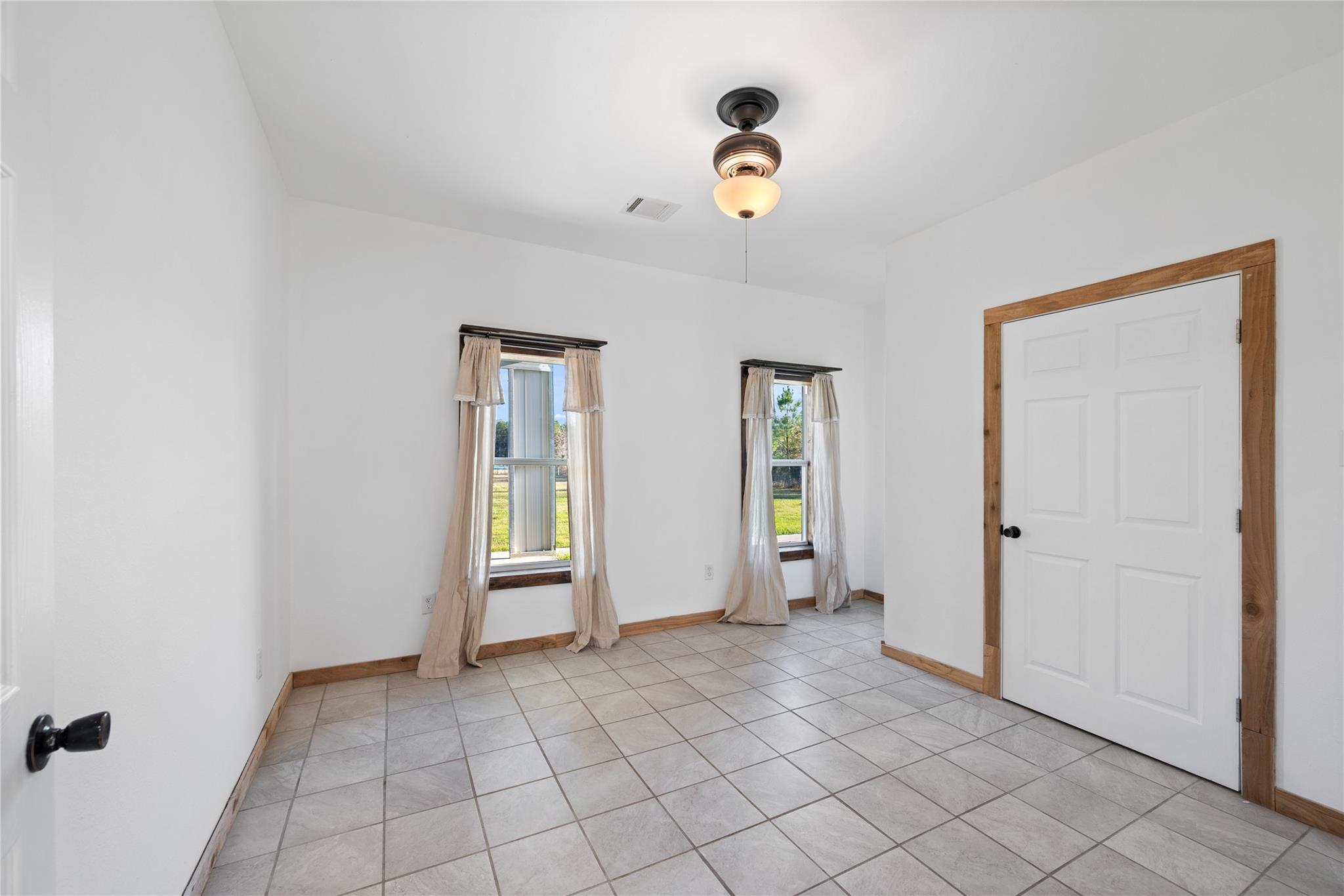 1193 Felix Currie Road