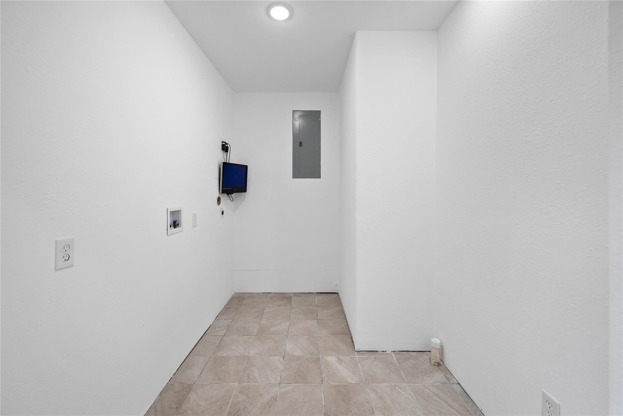 1193 Felix Currie Road
