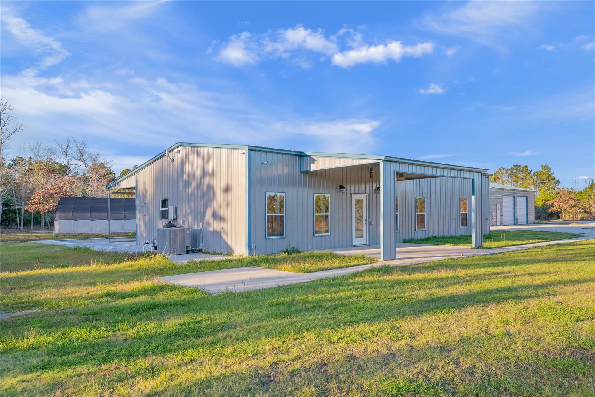 1193 Felix Currie Road