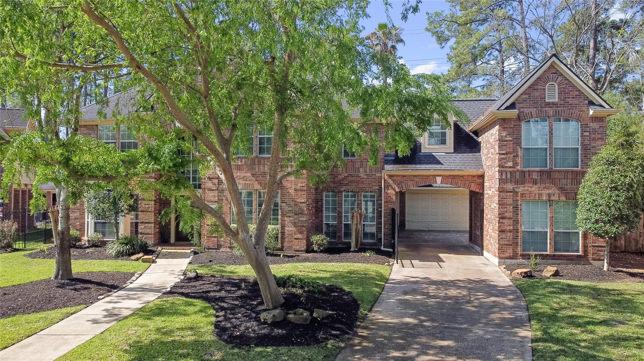 9519 Woodcliff Lake Drive