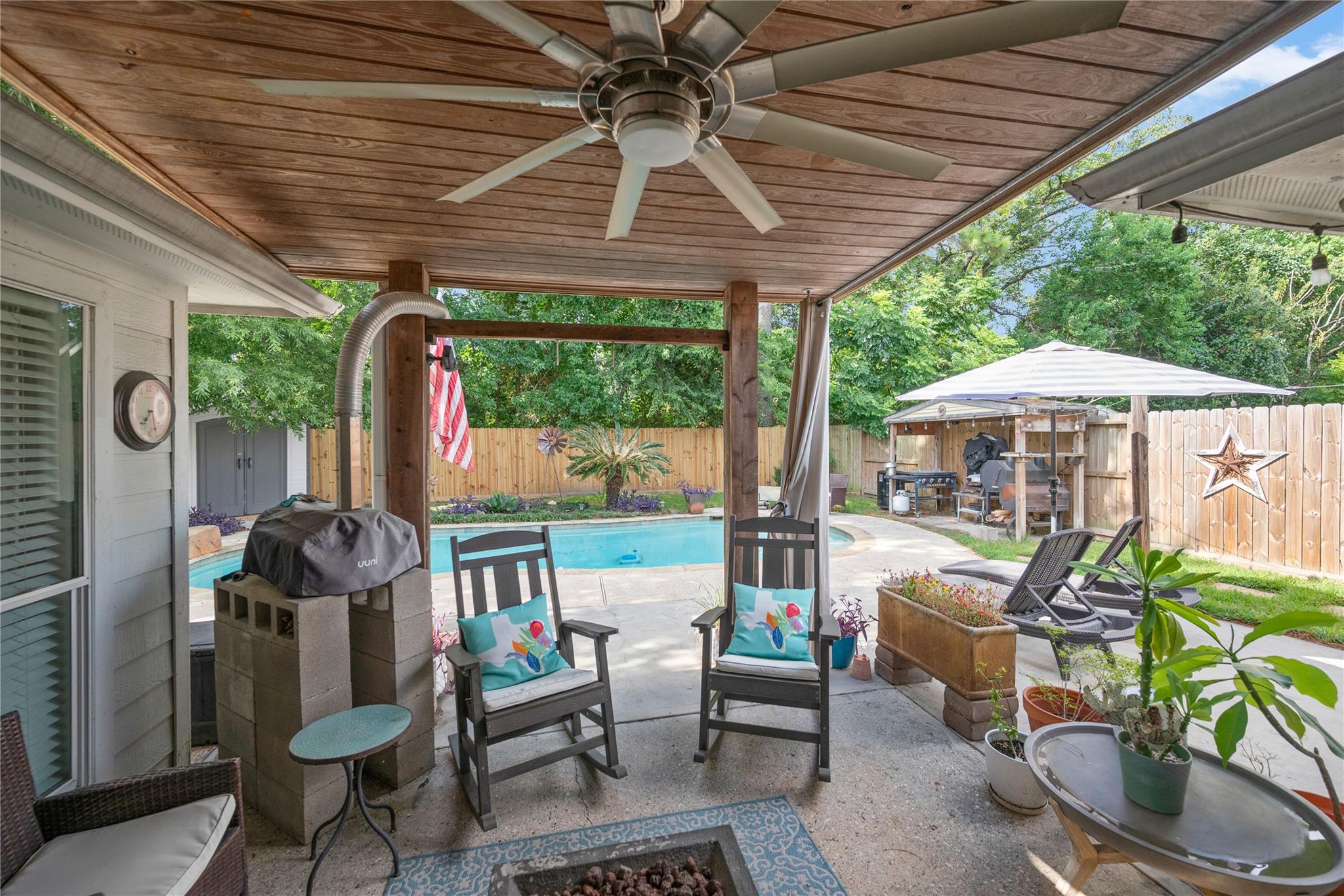 723 Far Pines Drive