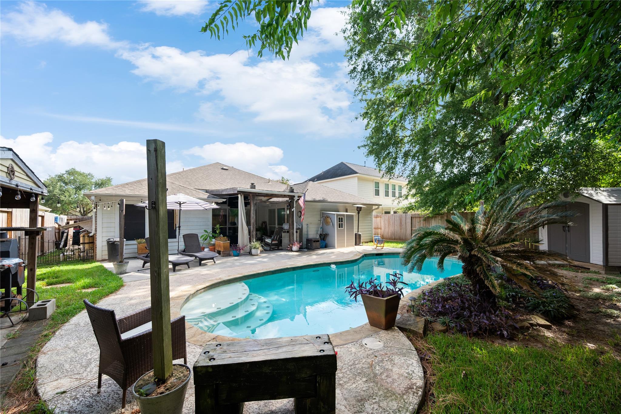 723 Far Pines Drive