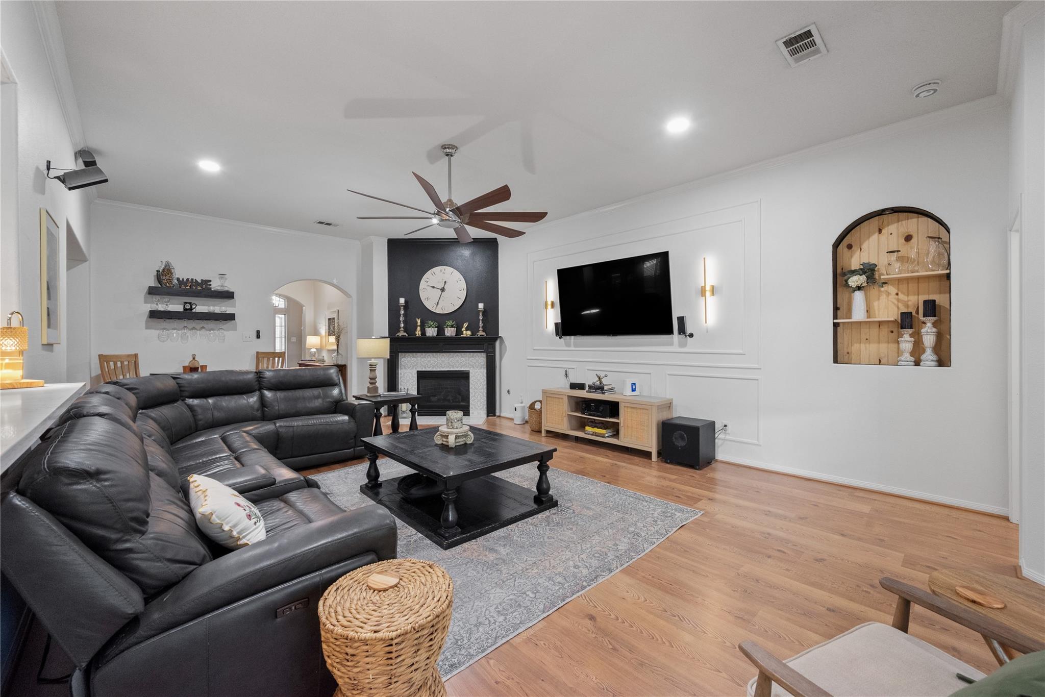 723 Far Pines Drive