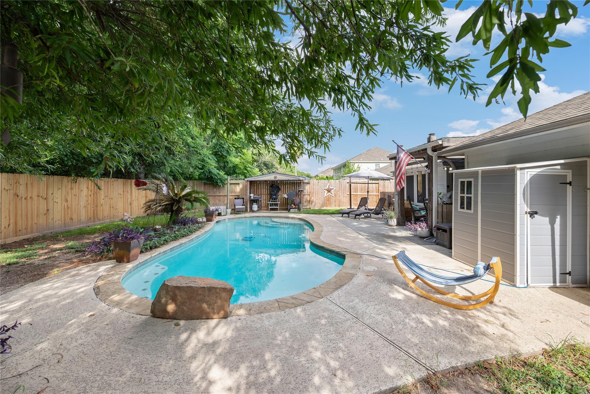 723 Far Pines Drive
