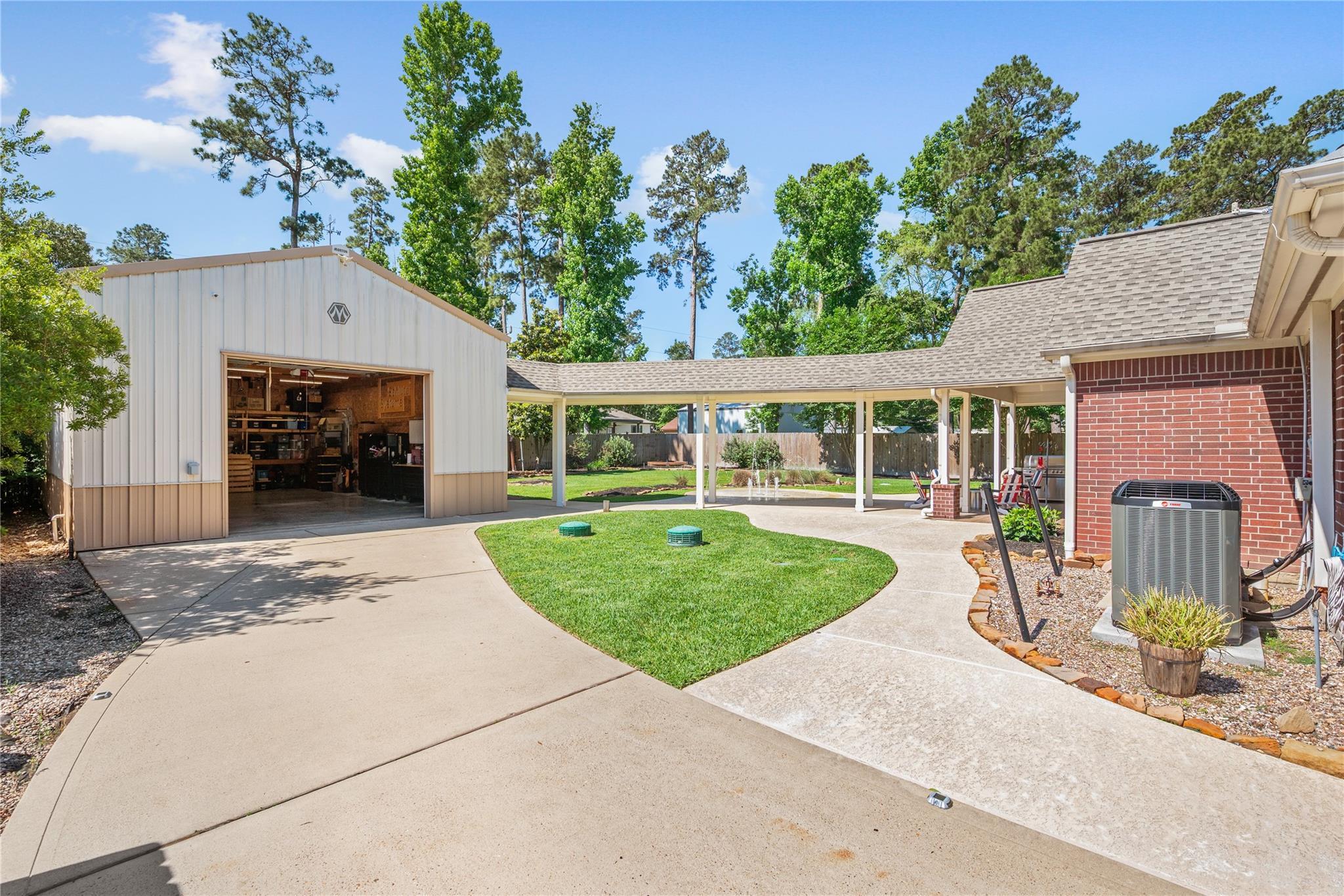 7107 Nickaburr Creek Drive