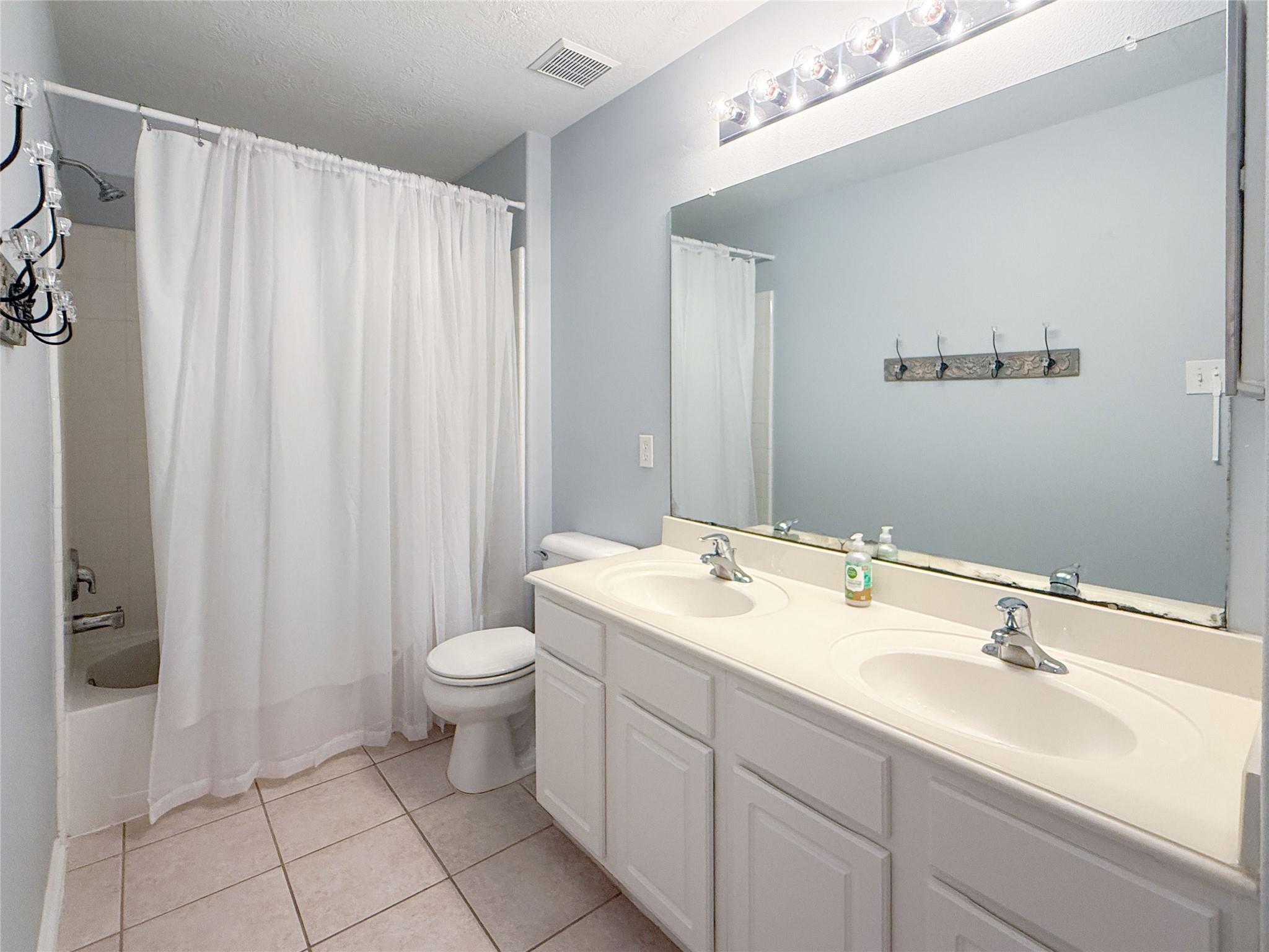 21822 Pepperberry Trail