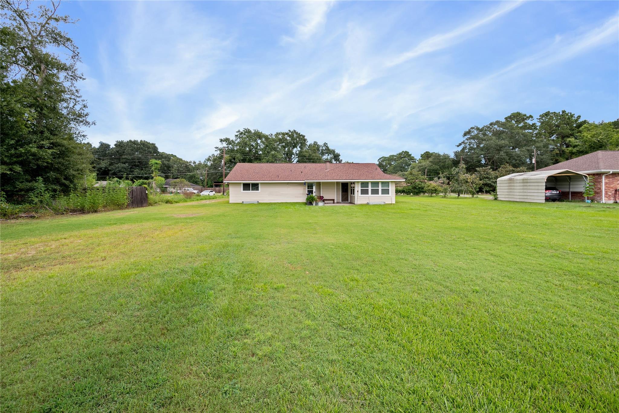 19661 Lazy Lane