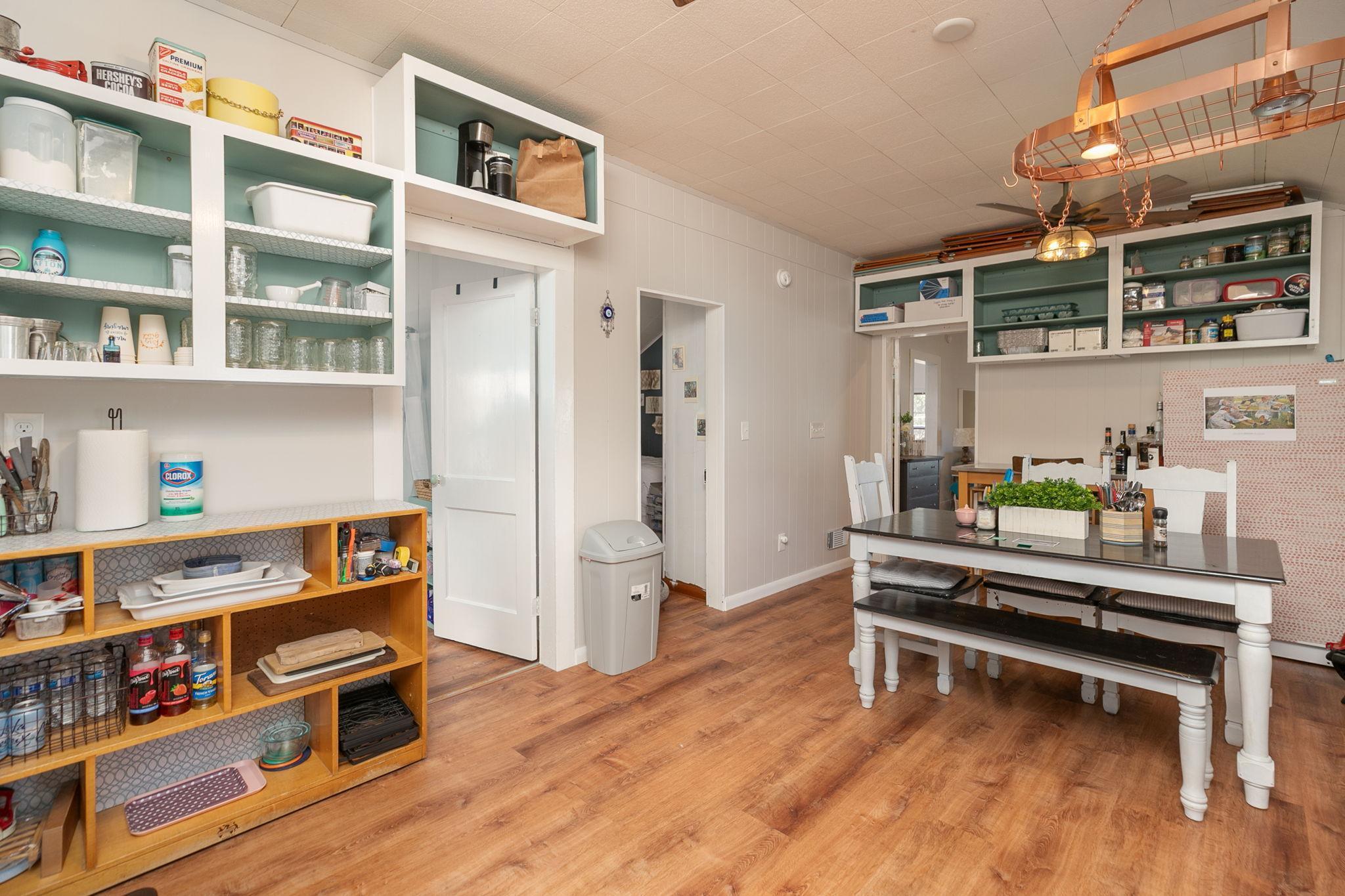 109 Elmwood Street E