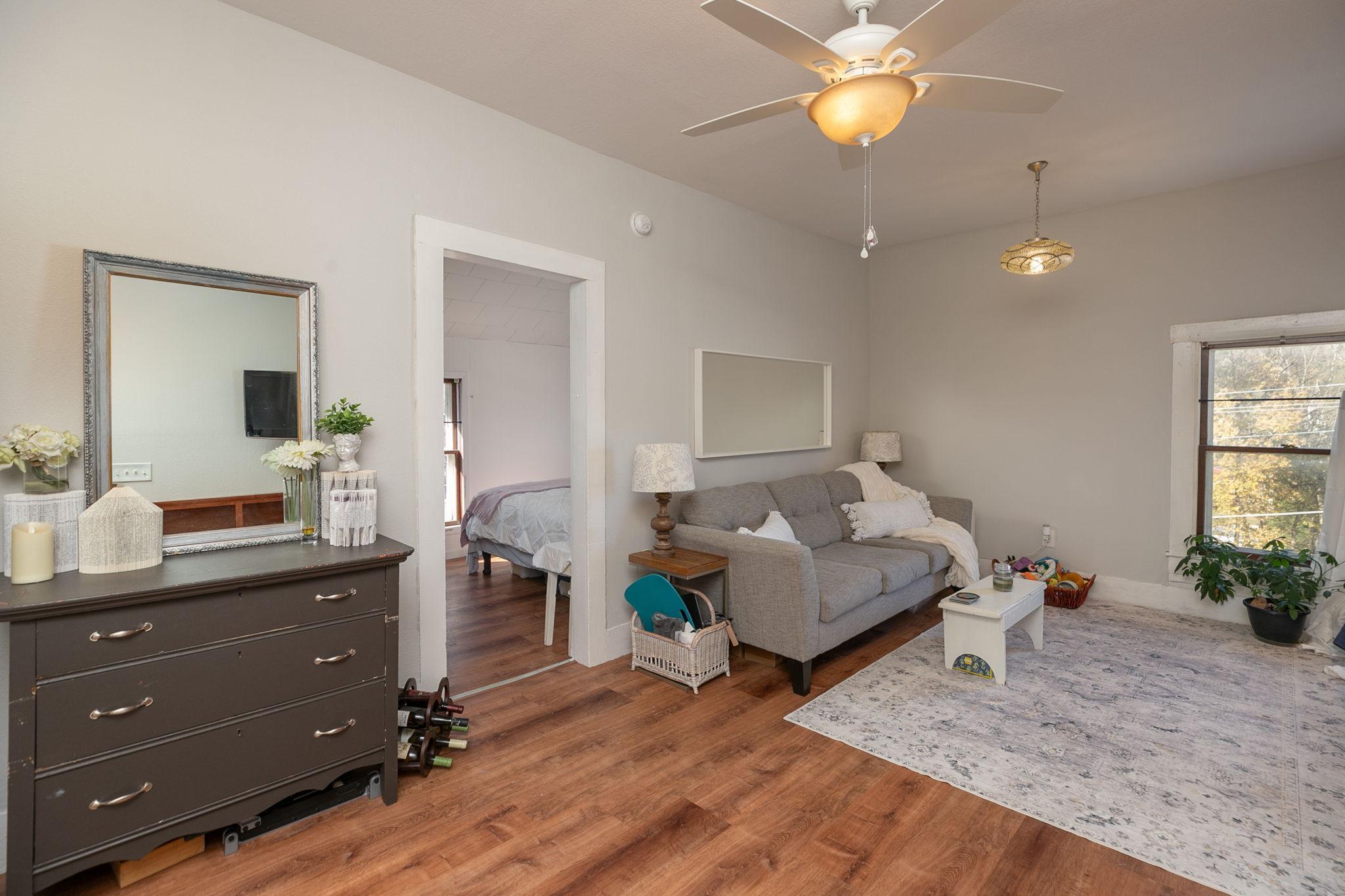 109 Elmwood Street E