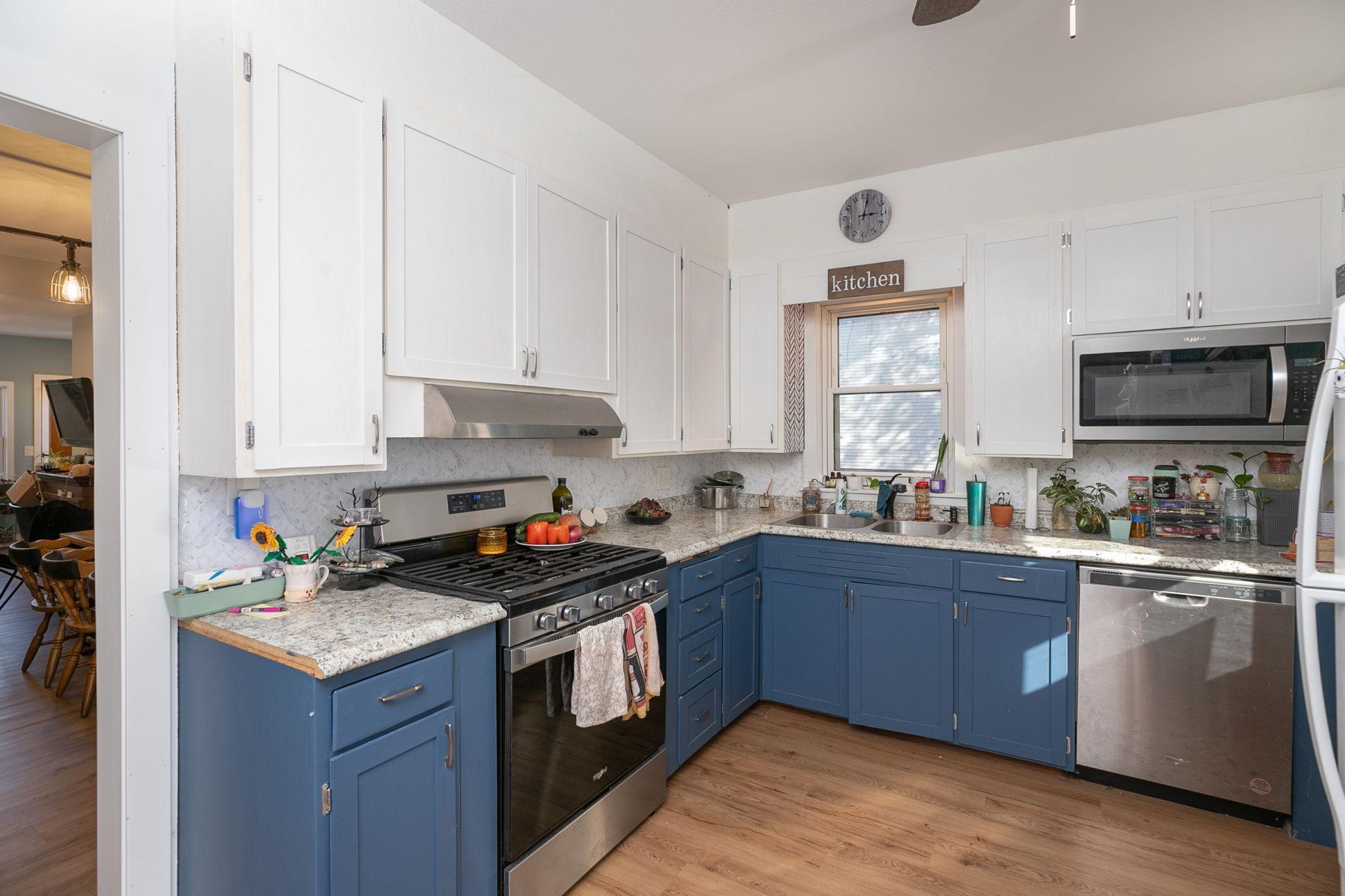 109 Elmwood Street E