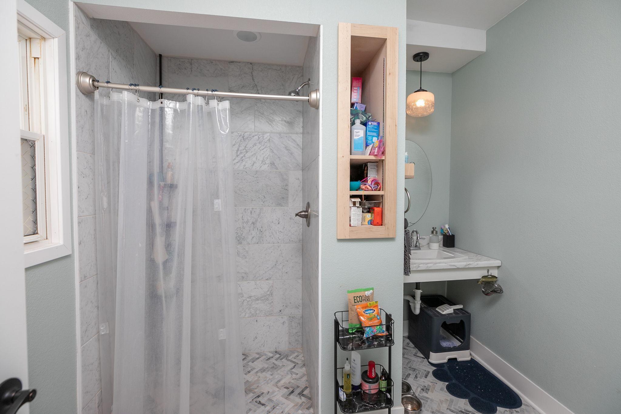 109 Elmwood Street E