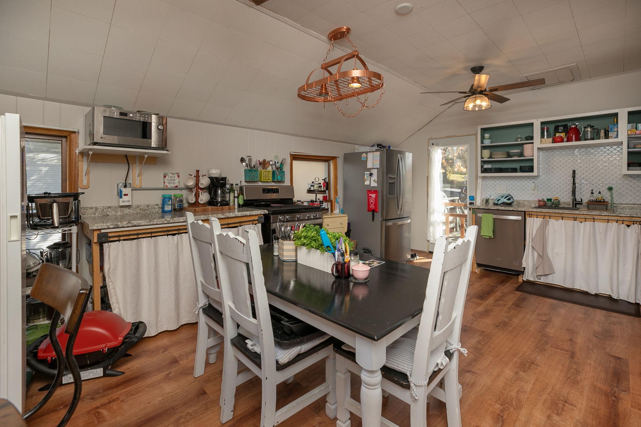 109 Elmwood Street E