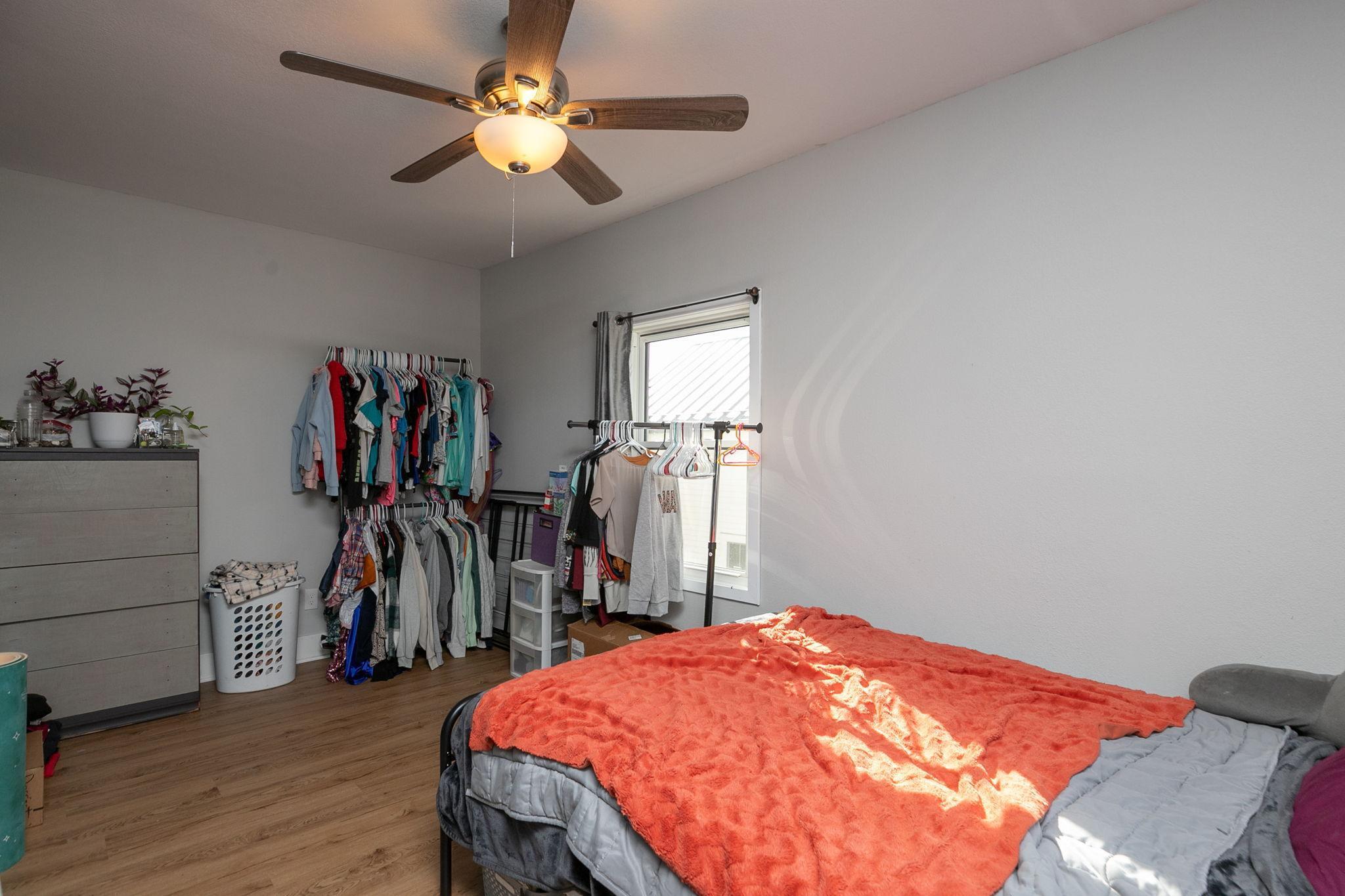 109 Elmwood Street E