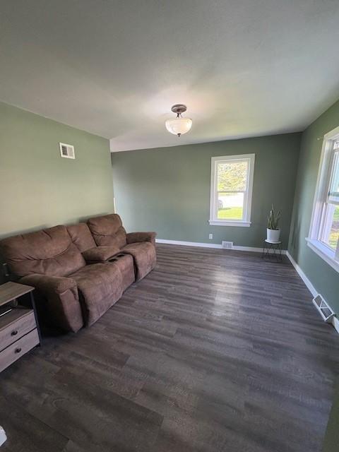 123 N Cedar Street