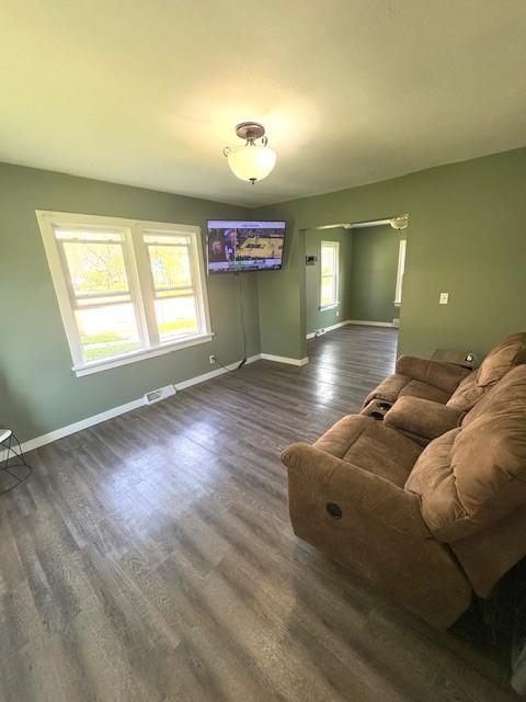 123 N Cedar Street